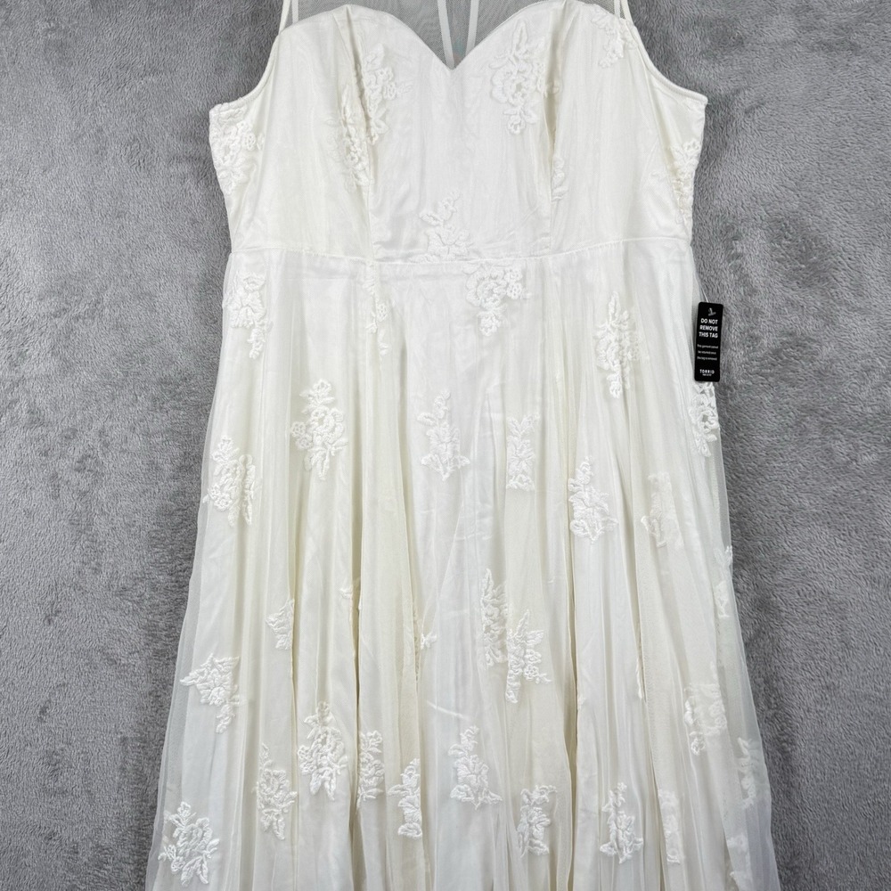 Torrid Midi Dress Womens 16 Ivory Wedding Hi-Lo Hem Sweatheart Neckline NWT - Picture 4 of 14